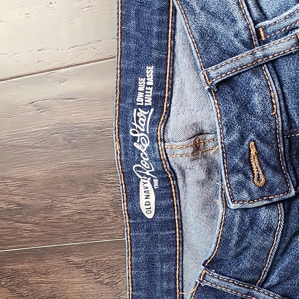 *** SOLD*** Old navy cropped jeans